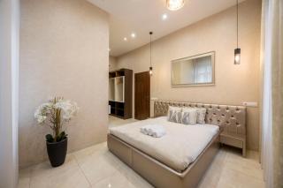 Luxe n' Charm Central Grand Suite by Prestige Homes - Budapest - 6