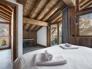 Spacieux appartement de luxe à Courchevel, proche pistes et commerces, parking inclus - FR-1-568-7 - Courchevel - 3