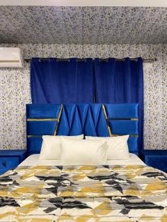 Luxury Apartment in F-10 Markaz - 4