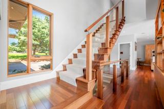 Serene modern Lakehouse on Golf Course - 2