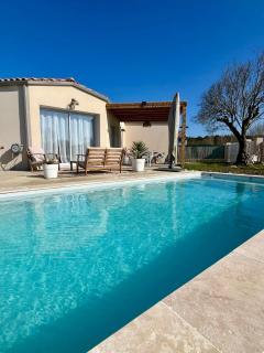 La Villa Bohème - 6 personnes, Piscine chauffée, 10 min des plages - Le Bernard - 0