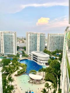 Rio East Tower - Azure Urban Resort - Manila - 1