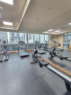 Marina Bliss Luxe Stay with Waterfront and Palm Views - 3