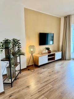 FeWo-Palmtrees 3 - Große und moderne 2 Zimmerwohnung mit Süd-West Balkon in Gladbeck-Mitte nähe Movie Park und Arena AufSchalke - 2