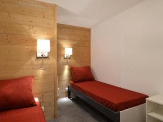 Spacieux appart rénové, 3 pièces + cabine, proche pistes, 8 pers, animaux admis - FR-1-181-1913 - La Plagne Tarentaise - 2