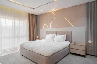 Bishop pad 3 bedroom luxury - Lagos - 1