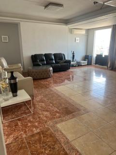 Huge penthouse with private suites shared terrace and kitchen BEST VIEWS - Marbella - 2