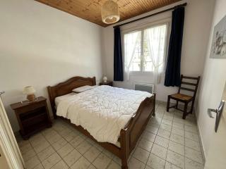 Villa de plain-pied avec piscine chauffée à 50m de la plage, jardin clos, WIFI, 1000m des commerces - FR-1-324-251 - Saint Gilles Croix de vie - 1