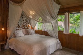VILLA MaNGO - Tumbak Bayuh - 4