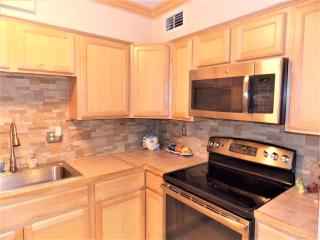 Seaside retreat- Great location fish station - Port Aransas - 4