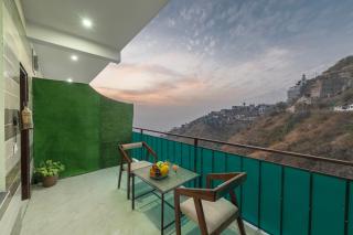 The Chetu's Nest Near Mall road kasauli - 4