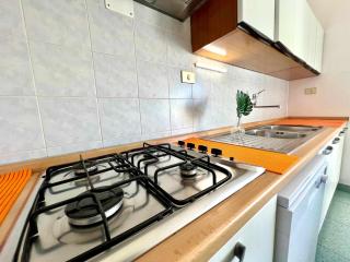 Luisa 1P, 3 camere, clima, wifi, a soli 100 m dal mare! by Alfareal - 4