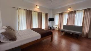 Acre5 Homestay - Avathi - 3