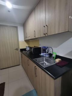 Shore by Metro Staycation - Manila - 2