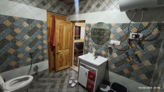 De brook - Srinagar - 8