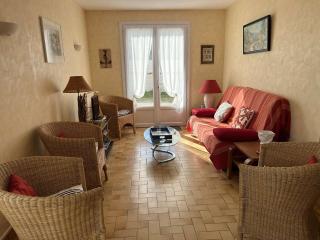 Villa Indépendante à 50m de la Mer avec Jardin Clos et WIFI Gratuit, Idéal pour 8 Personnes - FR-1-324-551 - Saint Gilles Croix de vie - 9
