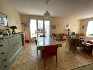 Villa Indépendante à 50m de la Mer avec Jardin Clos et WIFI Gratuit, Idéal pour 8 Personnes - FR-1-324-551 - Saint Gilles Croix de vie - 8