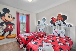 Beautiful 5BR Home Private Pool and Themed Rooms - Orlando - 9