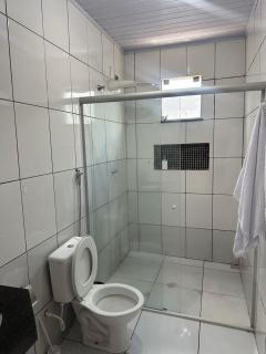 Casa com dois quartos e piscina em mineiros - Mineiros - 4
