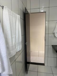 Casa com dois quartos e piscina em mineiros - Mineiros - 5
