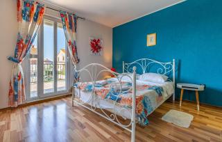 4 Bedroom Gorgeous Apartment In Medulin - Medulin - 5