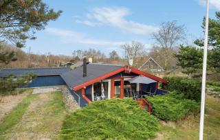 Three-Bedroom Holiday Home In Hemmet - 0