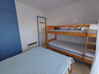 Charmant F2 avec terrasse près de l'Étang de Thau, équipé pour 4 pers. et proche établissement thermal - FR-1-571-41 - 6
