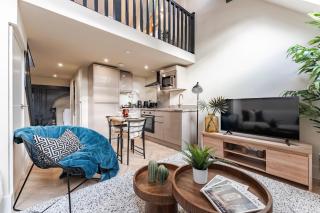 Luxury Tower, Penthouse & Split Level Apartments In Leeds City Centre - 8