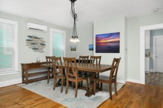 Bayside - Classic duplex in historic downtown! - 1