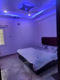Shree Laxman Residency - Varanasi - 2