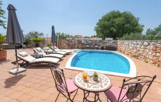 Amazing Home In Najevi With Wifi - Dograde - 3