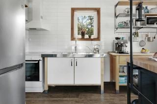 Archipelago Villa With Private Boat Dock - Djurhamn - 4