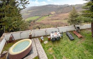 Gorgeous Home In Poggio Dacona - Calbenzano - 2