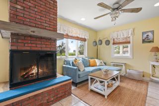 Bayside Bliss - Waterfront home, beautiful views - Deep Hole - 3