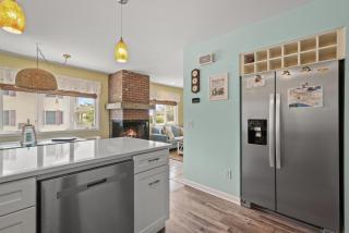 Bayside Bliss - Waterfront home, beautiful views - 2