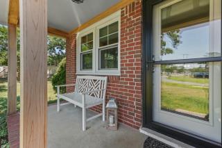 Beach Bungalow - Pet friendly cottage w/ Amazing views! - 7