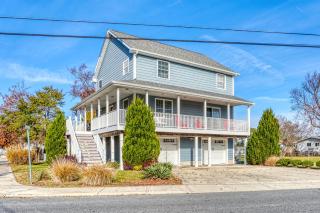 Beach Haven - Modern Home; Close to town! - Chincoteague - 9