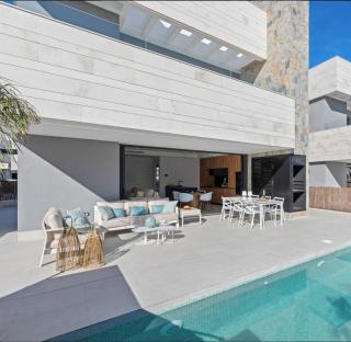 Luxe villa "CASA XXVII" met eigen verwarmd zwembad in Santa Rosalia Resort - Torre-Pacheco - 4