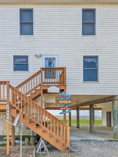 Blue Chair Bay - Waterfront townhome with Fishing pier! - - 9