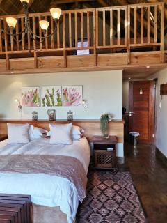 Paradise Cove - Victoria Bay - 6