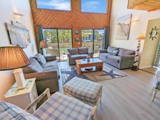 Cedar Cove - Waterfront home with Fire pit! - Deep Hole - 3