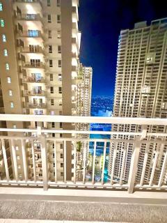 Emmanuel's Lair Prisma Residences - Manila - 3