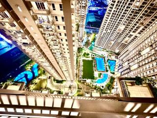 Emmanuel's Lair Prisma Residences - 2