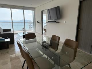 Departamento Moderno con Vista al Mar - 1