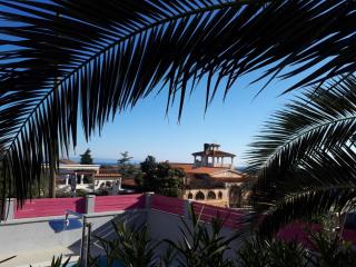 Traum Ferienwohnung mit 2 Schlafzimmern und Pool am Meer, Kroatien, Istrien, Liznjan bis 6 Personen, Urlaub an der Adria - Ližnjan - 4