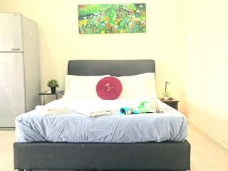 F1-10-03 Sweet HomeTamarindSuitesWifiNetflix-Freeparking - Cyberjaya - 7