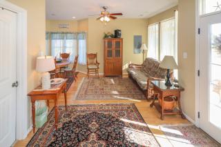 Cockleshell Cottage - Pet friendly & Handicap Accessible! - 8