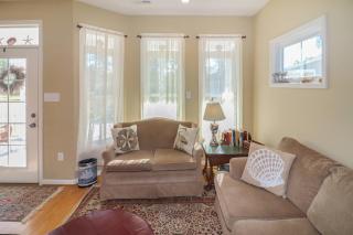 Cockleshell Cottage - Pet friendly & Handicap Accessible! - Deep Hole - 6