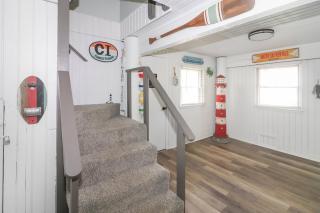 Coral Cove - fun waterfront home with floating dock and amazing patios - 6