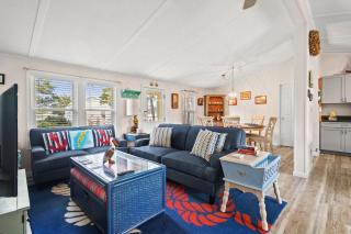 Counting Corks - Waterfront, Pet friendly, private dock! - Eastville - 1